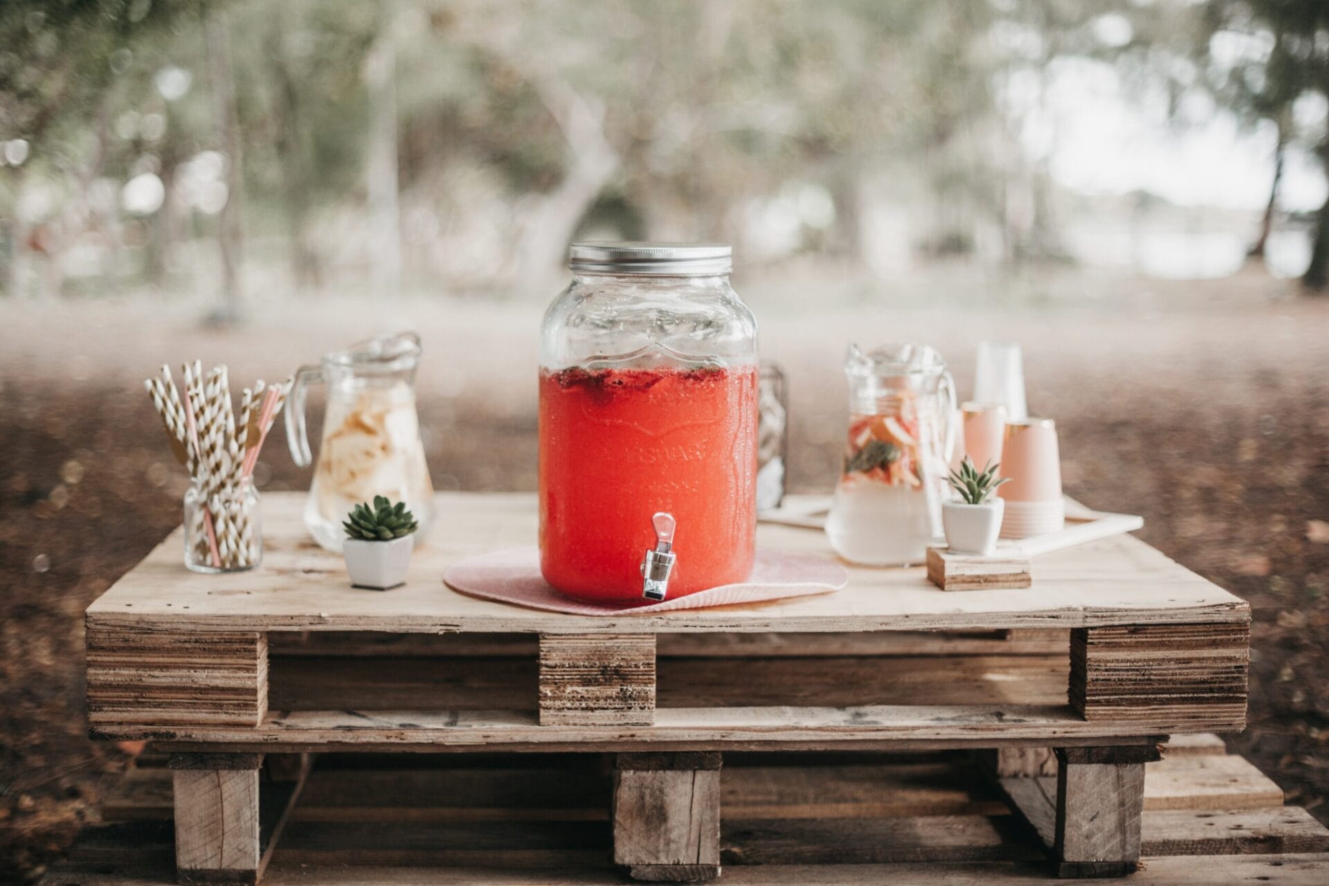 outdoor weddings