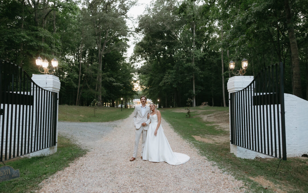 Kelsey and Luke at Magnolia Mansion