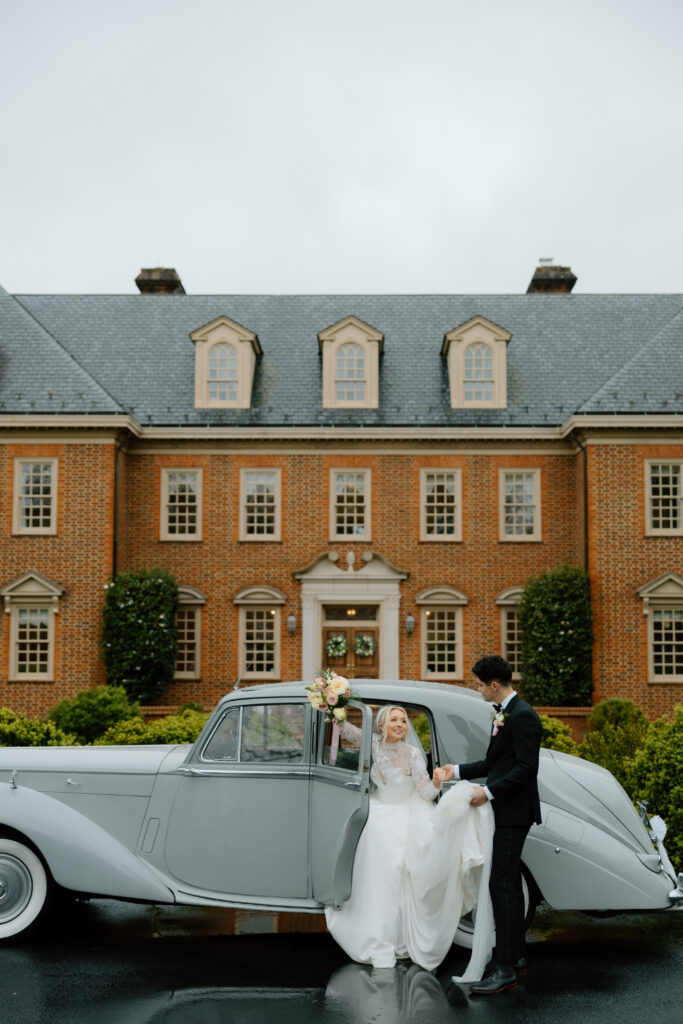 estate at river run vintage car bride and groom