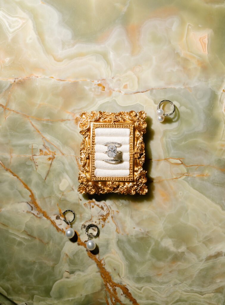 Diamonds Direct Jewelery